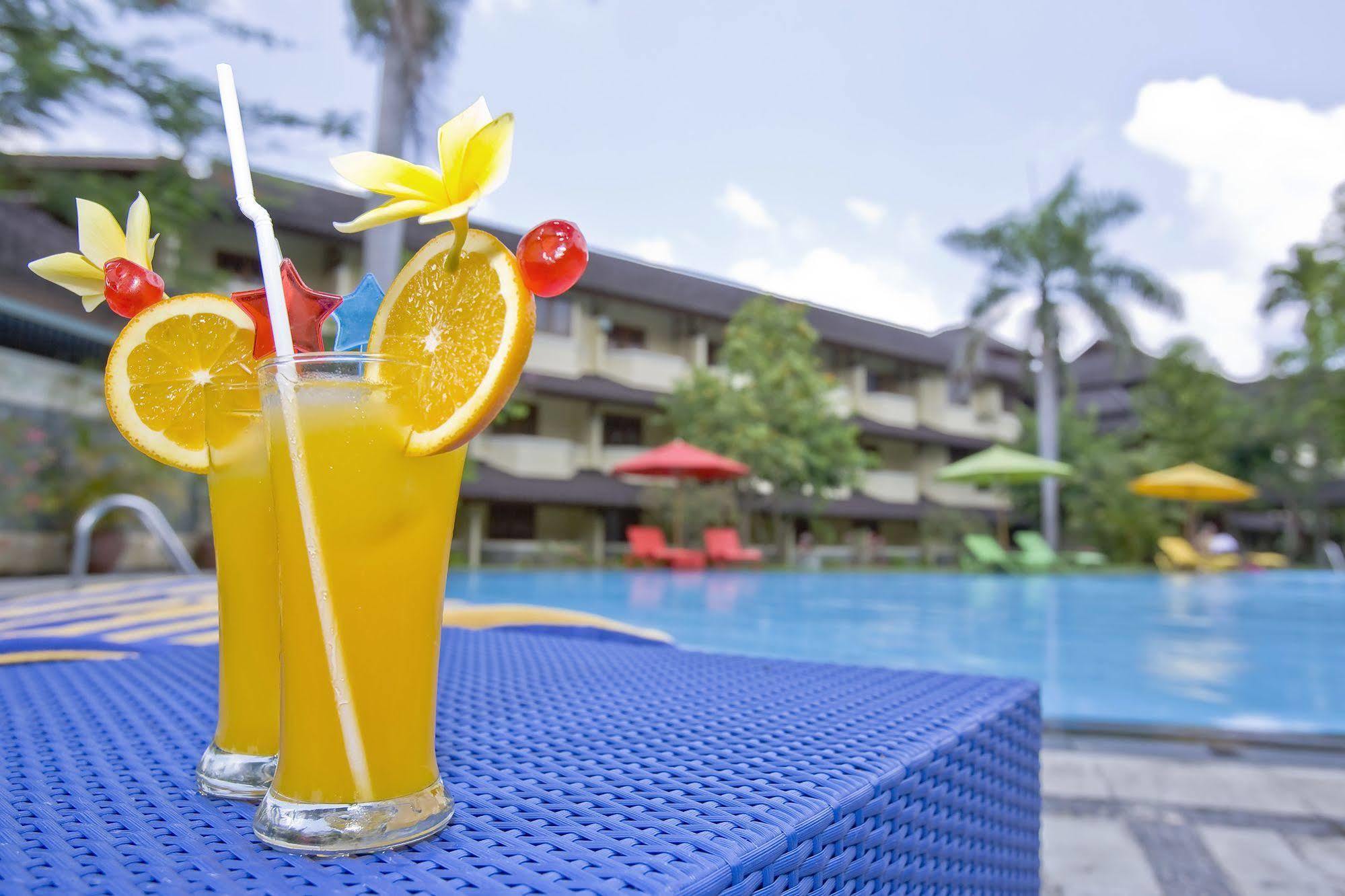 Grand Legi Hotel Mataram Zewnętrze zdjęcie